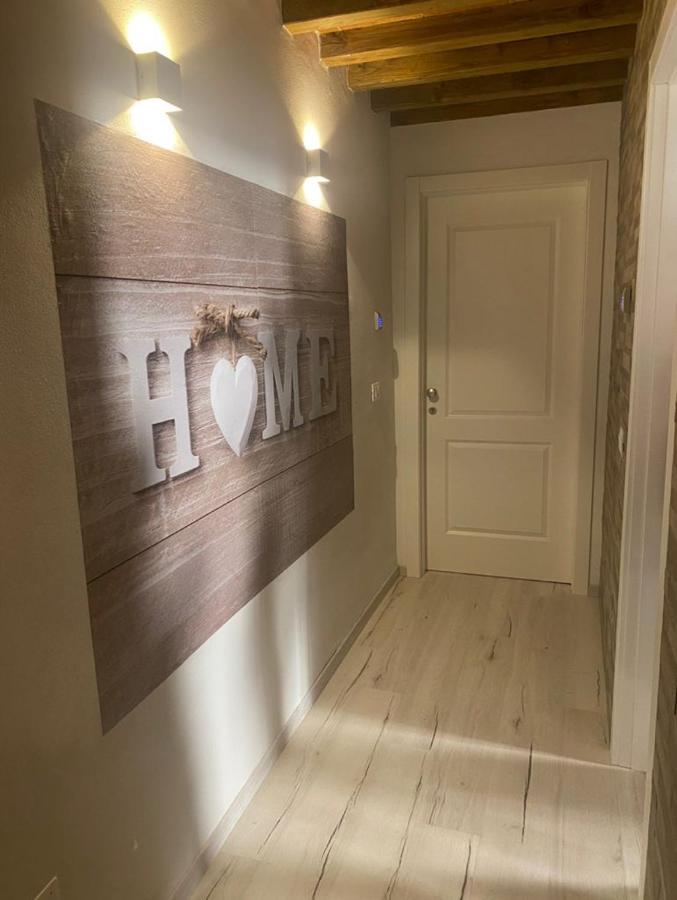 La Torre Di Borgunto - Piazza Grande Apartment Arezzo Bagian luar foto