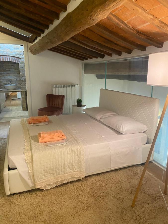 La Torre Di Borgunto - Piazza Grande Apartment Arezzo Bagian luar foto
