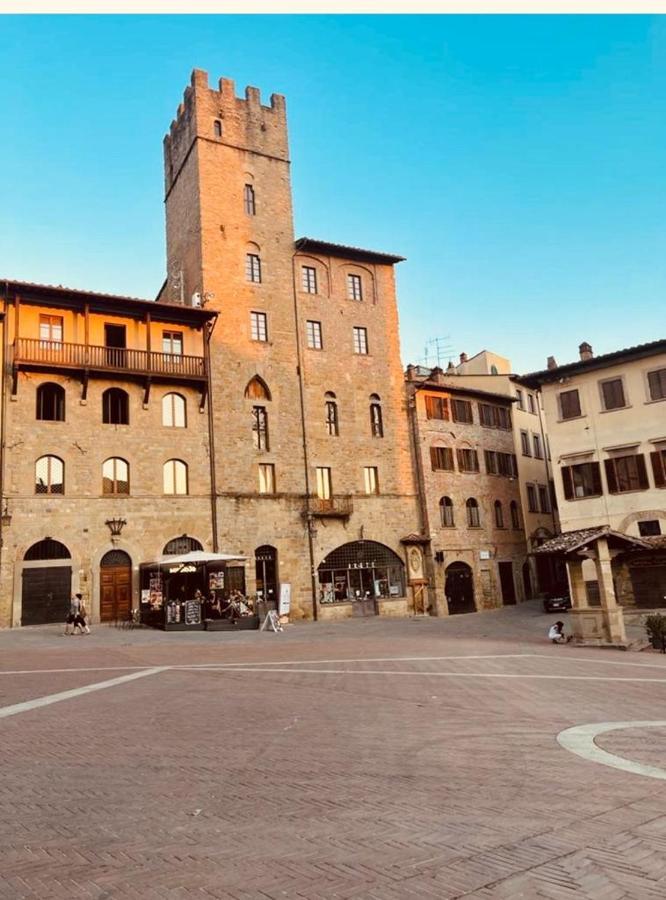 La Torre Di Borgunto - Piazza Grande Apartment Arezzo Bagian luar foto