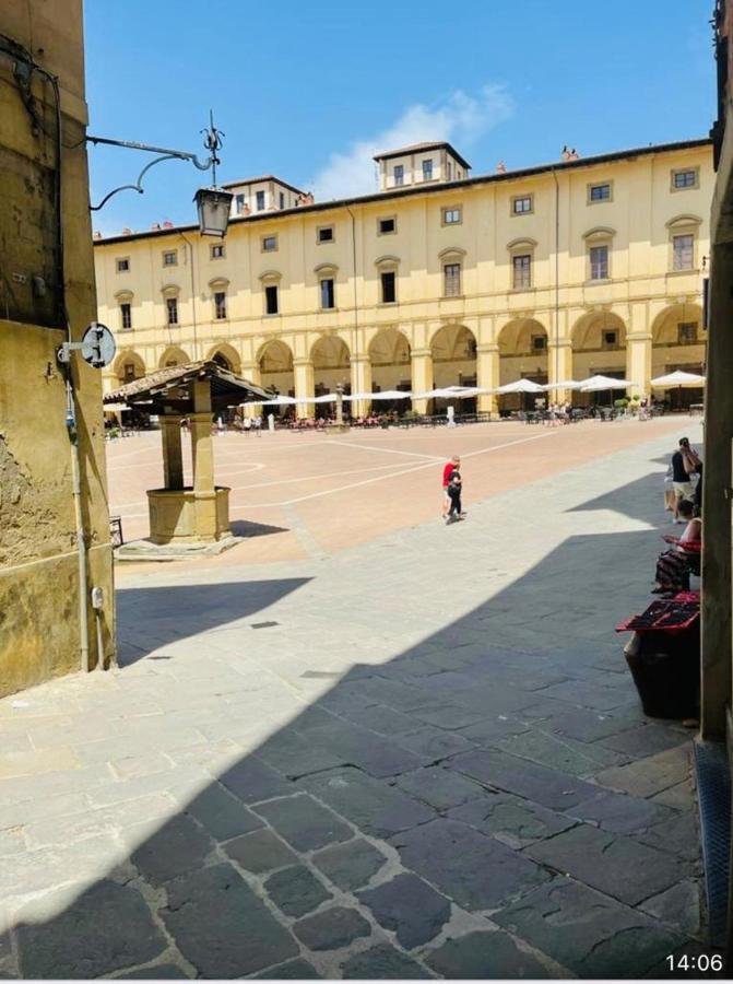 La Torre Di Borgunto - Piazza Grande Apartment Arezzo Bagian luar foto