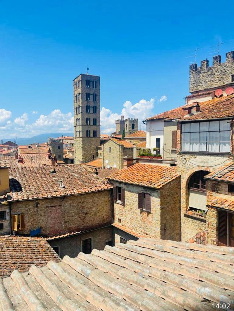 La Torre Di Borgunto - Piazza Grande Apartment Arezzo Bagian luar foto